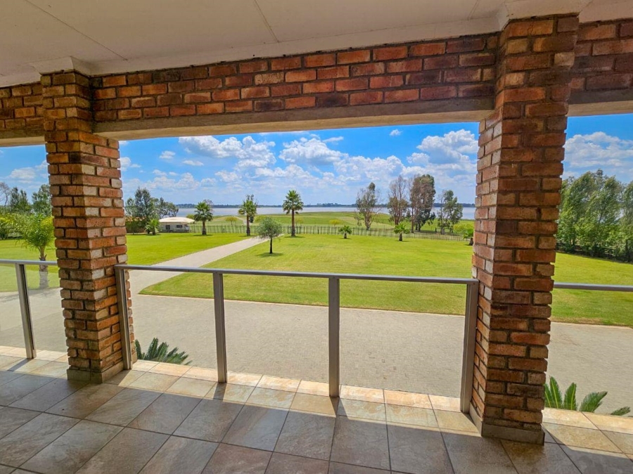 3 Bedroom Property for Sale in Oranjeville Free State